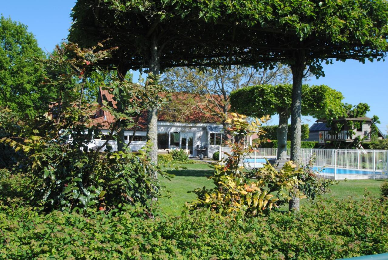 Tende Deerlijk Exterior photo